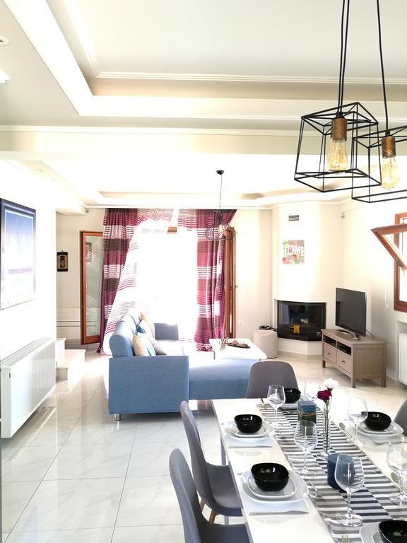 Leo - Unique Glyfada Apartment Athens Luaran gambar