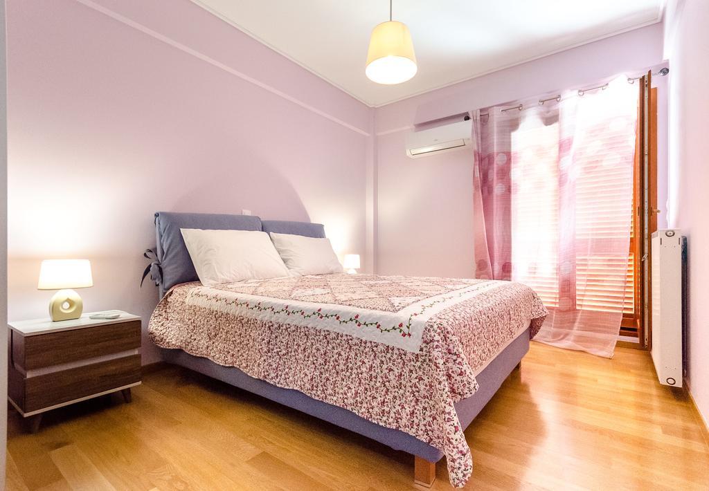 Leo - Unique Glyfada Apartment Athens Luaran gambar