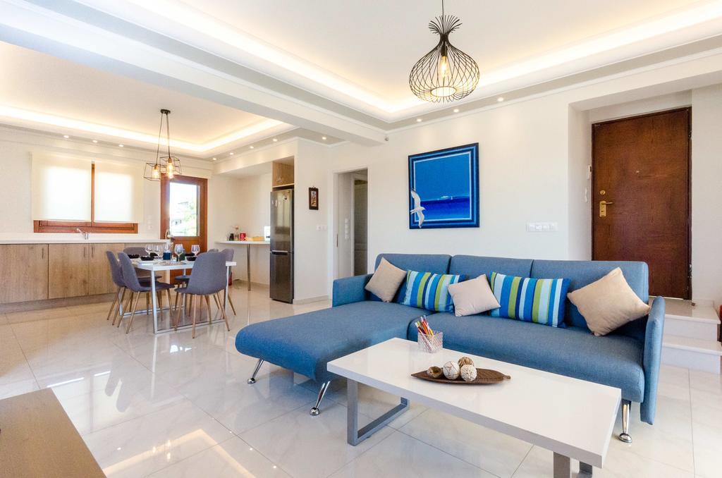 Leo - Unique Glyfada Apartment Athens Luaran gambar
