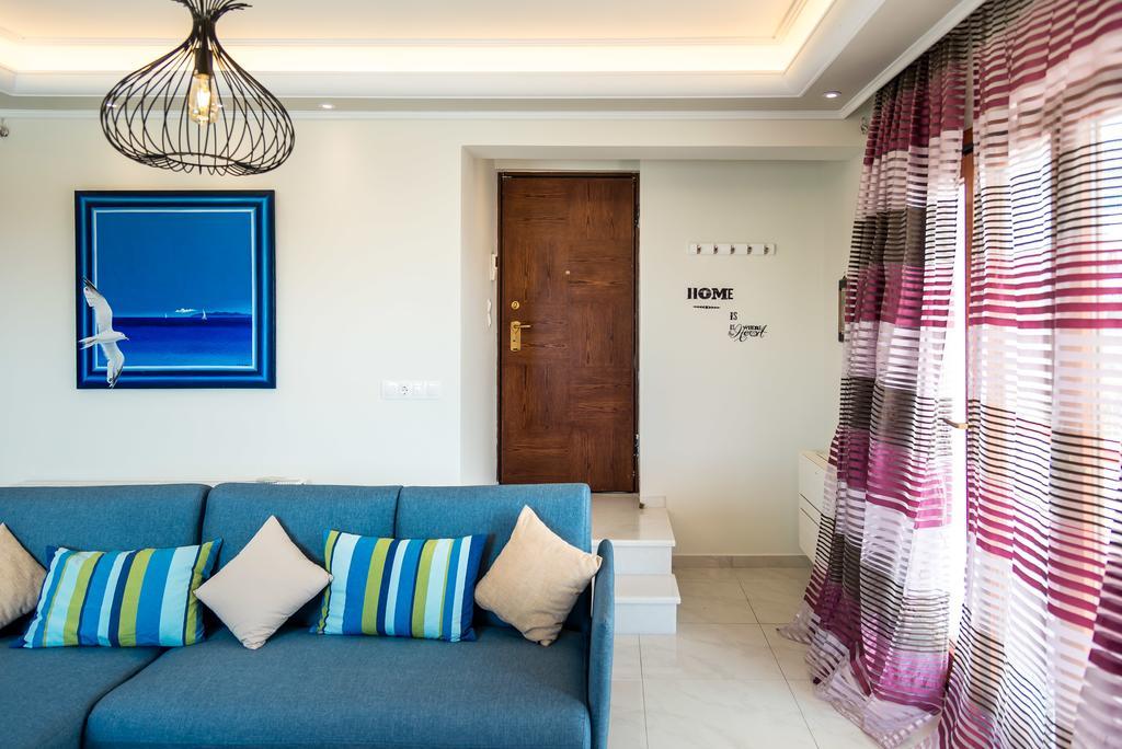 Leo - Unique Glyfada Apartment Athens Luaran gambar